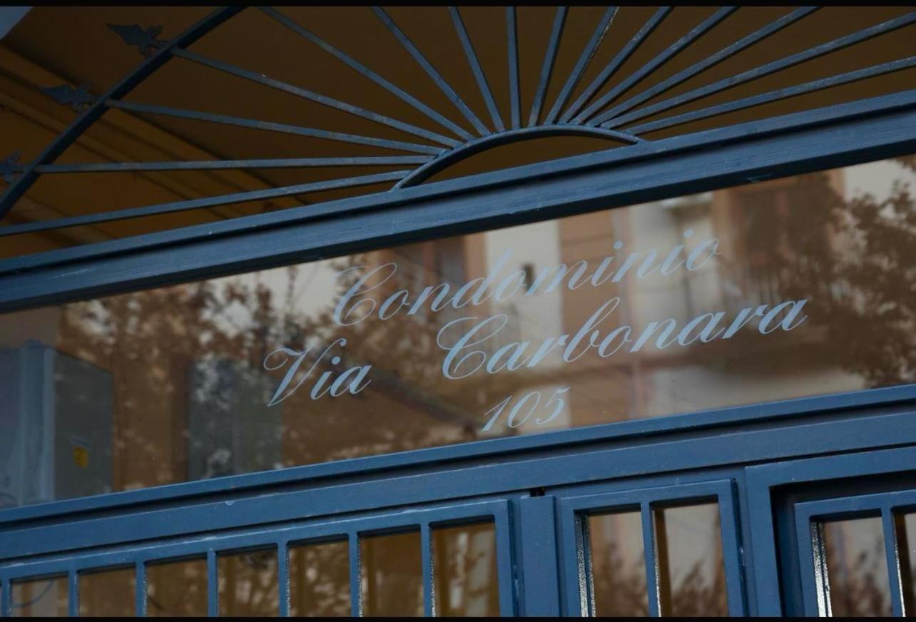 דירות נאפולי La Dimora Di Mary מראה חיצוני תמונה