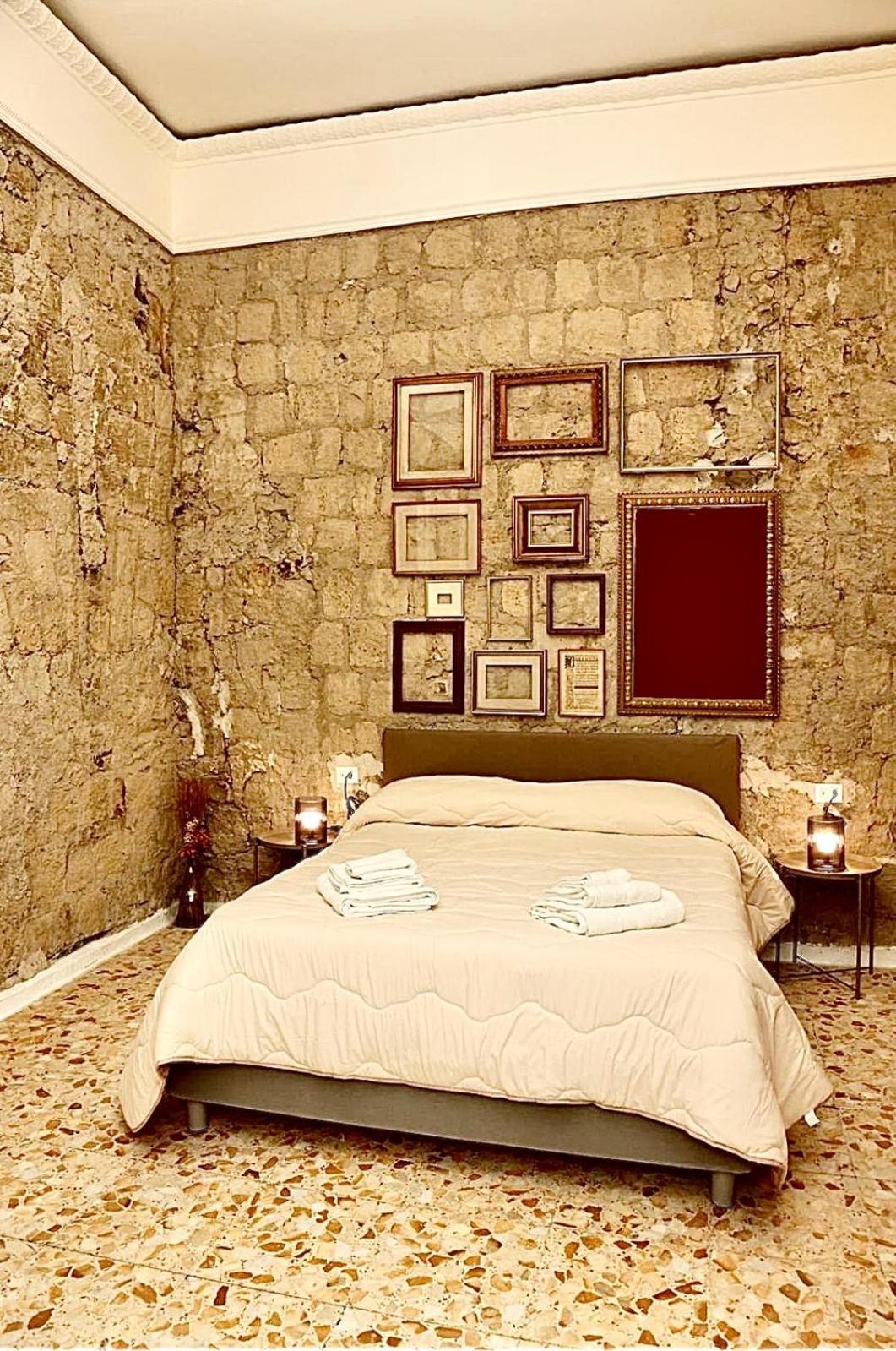 דירות נאפולי La Dimora Di Mary מראה חיצוני תמונה